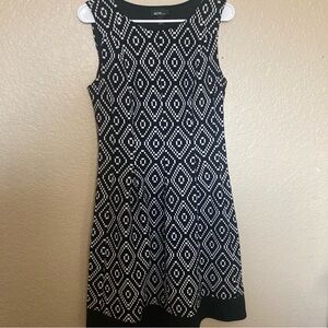Black and White Geometric Pattern Dress Sleeveless Midi Dress